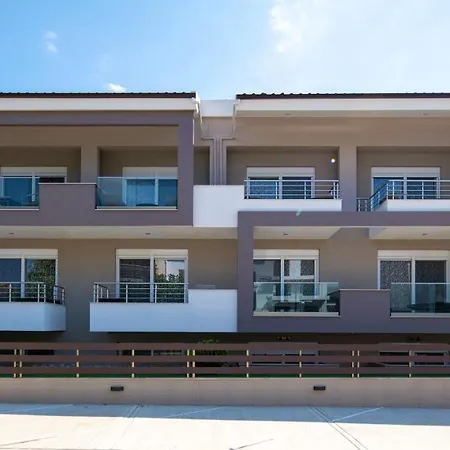 Apartment Sithonia Luxury 2 Beds Studio, Semi-ground Floor *