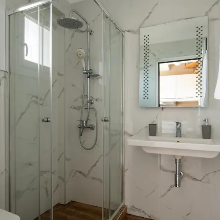 Sithonia Luxury 2 Beds Studio, Semi-ground Floor